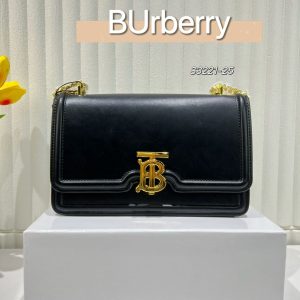 saccoches burberry trés classe